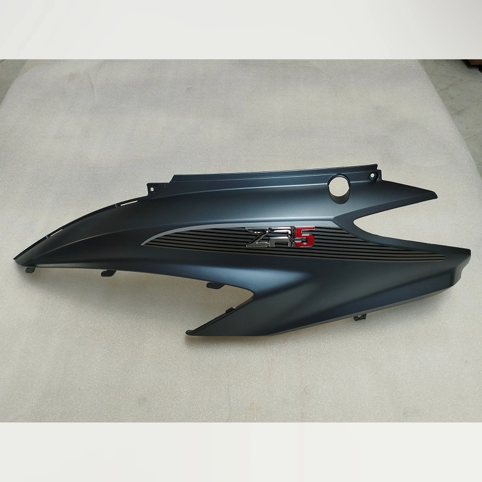 ARORA ZR5 SAĞ KORUMA LEVHASI GRİ #ZR5 - 147